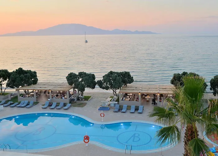 Alykanas Grand By Zante Plaza 4* Alikanász
